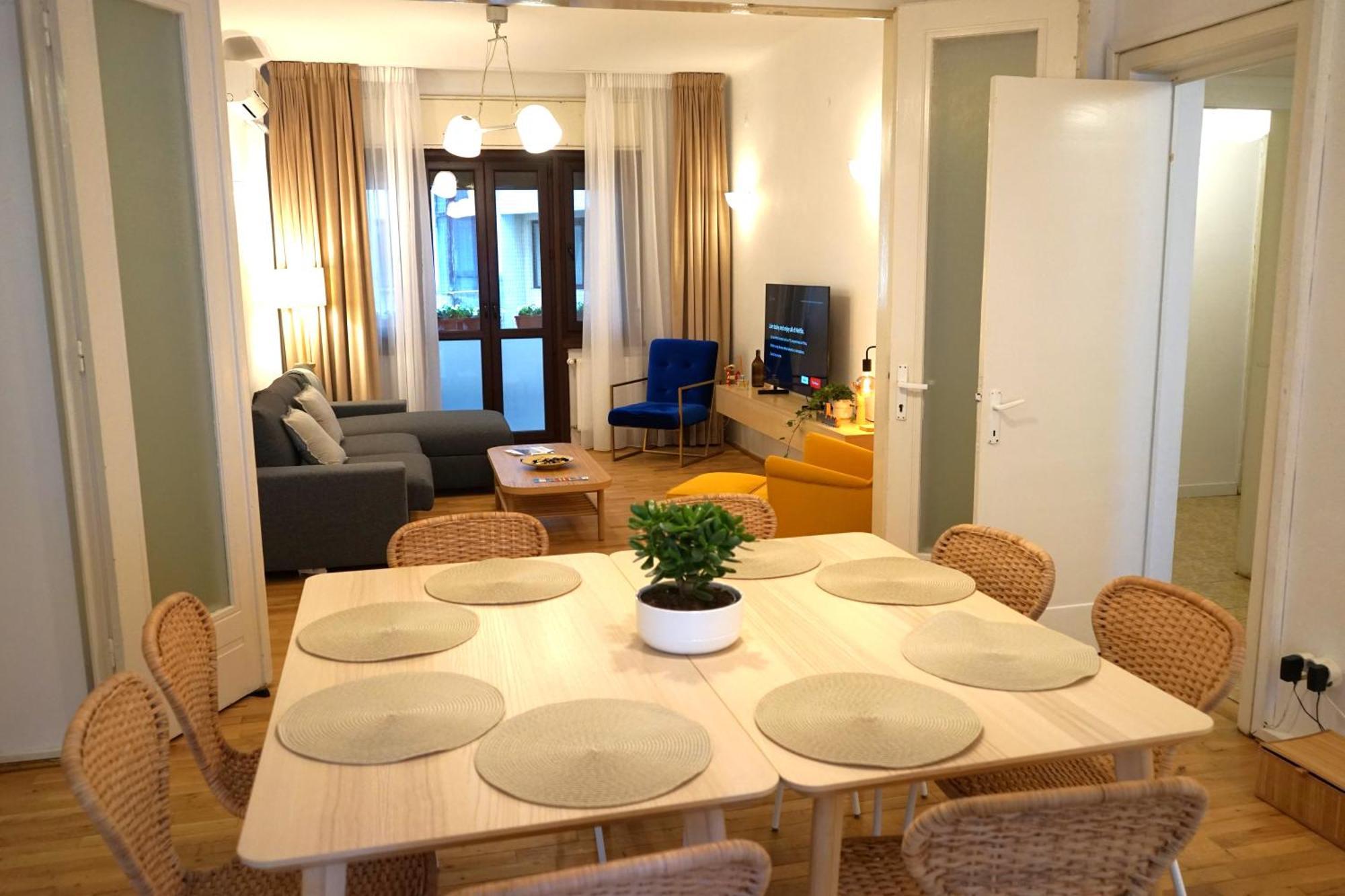 Spacious 3Br, 2Bt With 5 Balconies Бухарест Екстер'єр фото